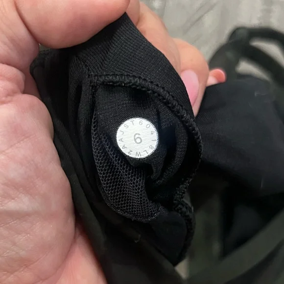 Lululemon Sport Bra - Picture 3 of 3